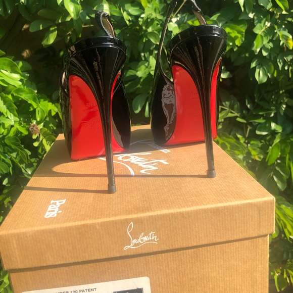 “Authentic” Christian Louboutins - Picture 4 of 4